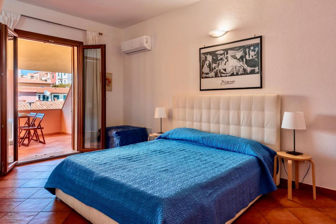 Apartments With Swimming Pool In Santa Teresa Di Gallura Exteriér fotografie