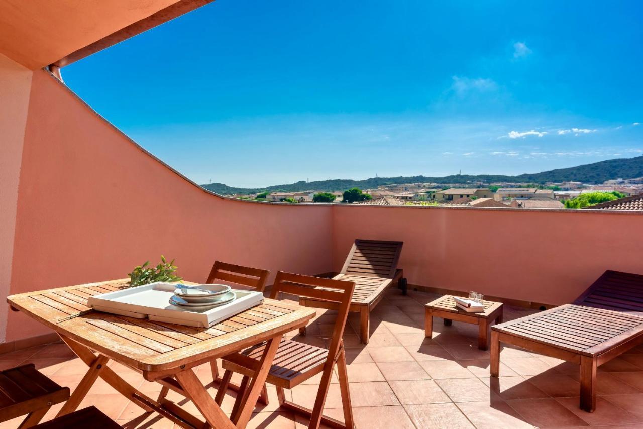 Apartments With Swimming Pool In Santa Teresa Di Gallura Exteriér fotografie