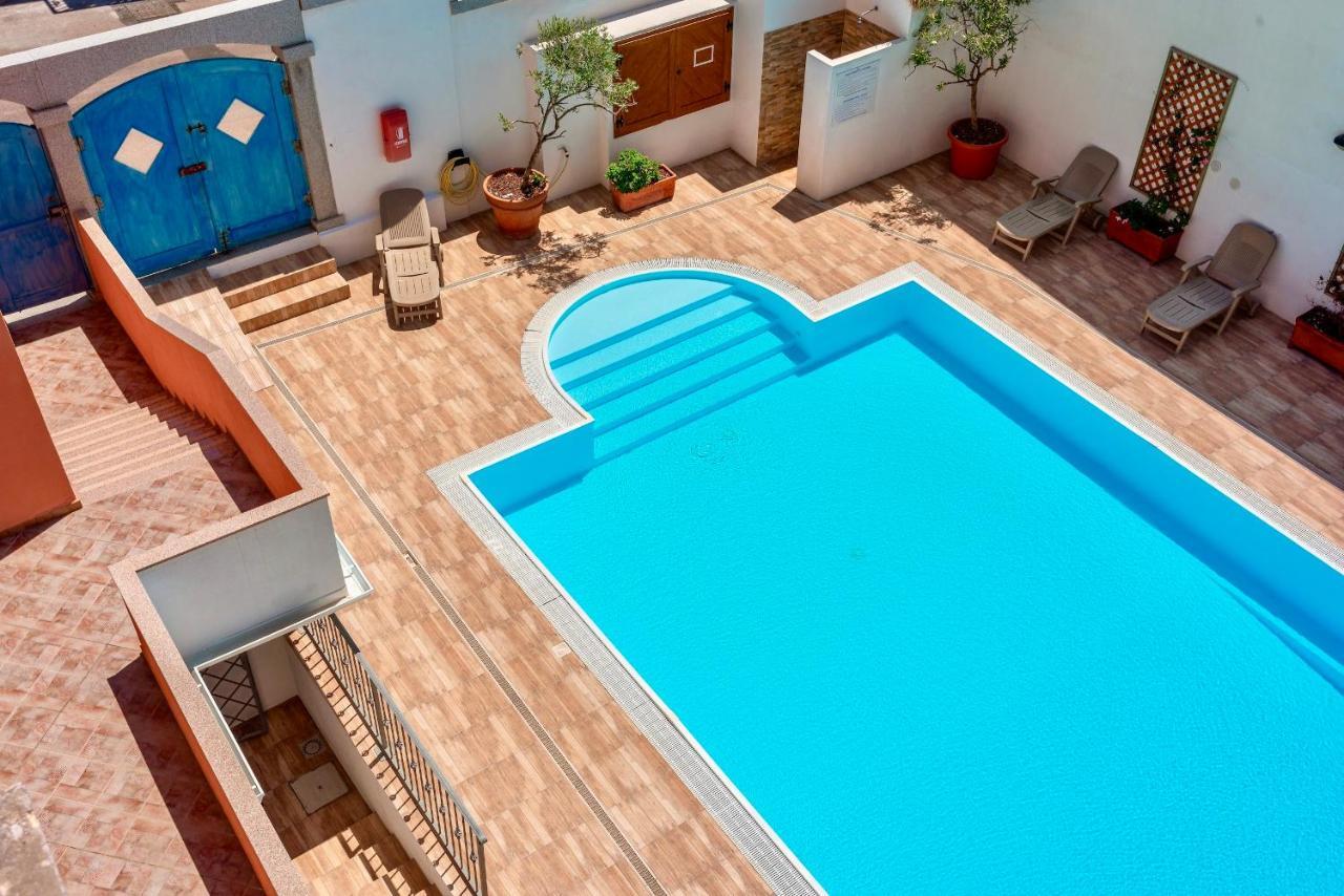 Apartments With Swimming Pool In Santa Teresa Di Gallura Exteriér fotografie